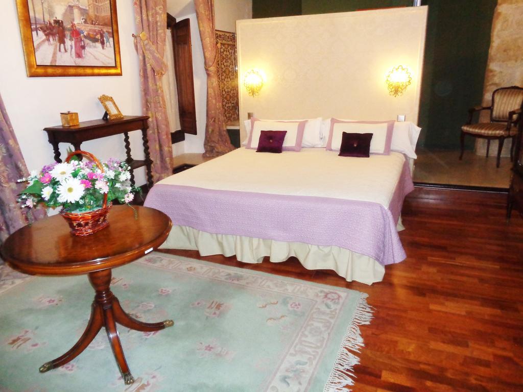 Hotel Boutique Nueve Leyendas Úbeda Kültér fotó