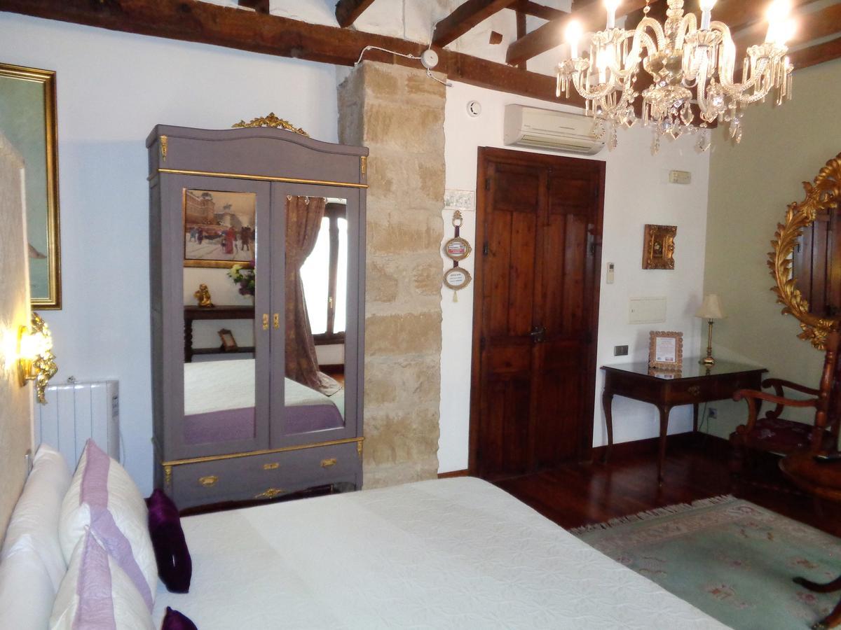 Hotel Boutique Nueve Leyendas Úbeda Kültér fotó